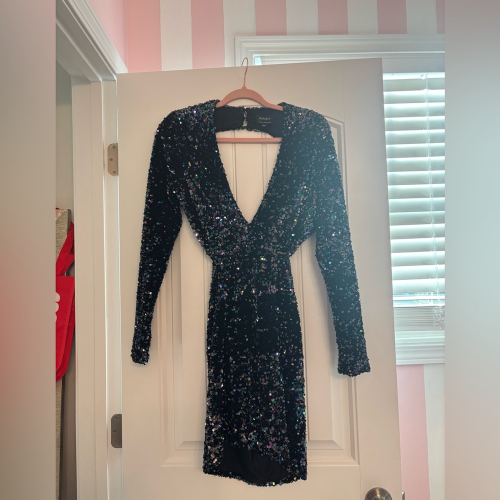 Bardot Black Iridescent Sequin Long Sleeve V-Neck Dress